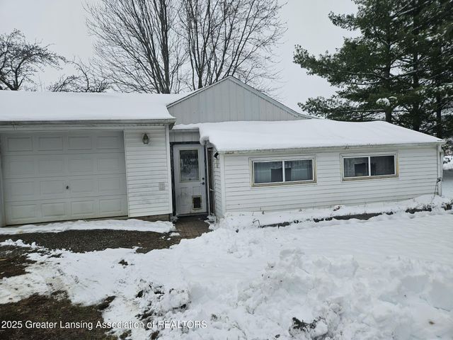 3428 N Chester Road, Charlotte, MI 48813