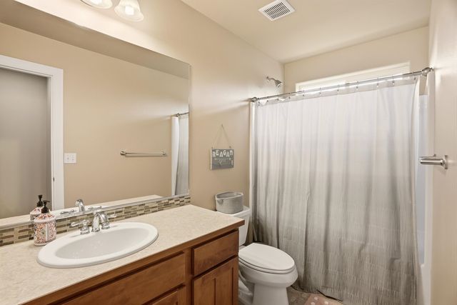 17218 E Rosemont Ln, Spokane Valley, WA 99016