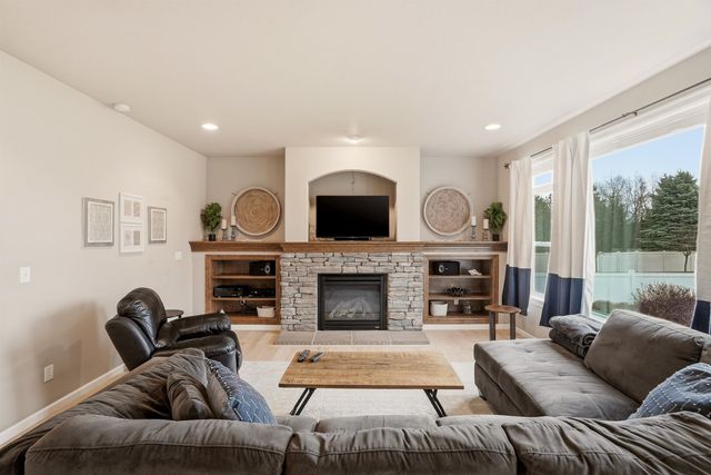 17218 E Rosemont Ln, Spokane Valley, WA 99016