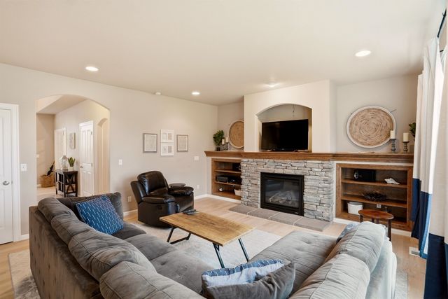 17218 E Rosemont Ln, Spokane Valley, WA 99016