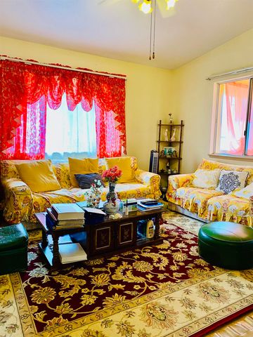 337 Ahakea St, Lanai City, HI 96763