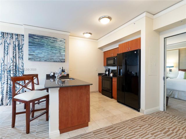 18001 Collins Avenue 1814, Sunny Isles Beach, FL 33160