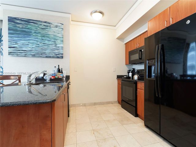18001 Collins Avenue 1814, Sunny Isles Beach, FL 33160