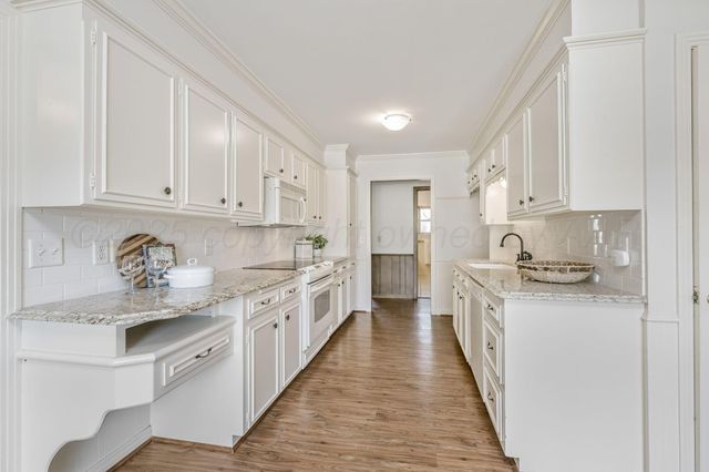 6302 JAMESON Road, Amarillo, TX 79106