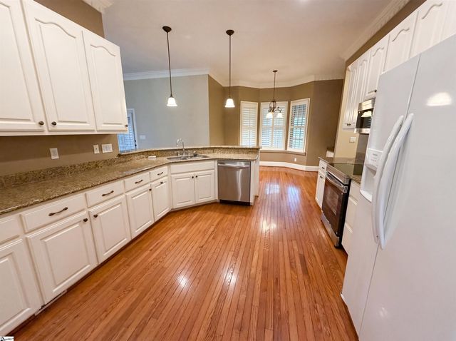 324 S Griffin Mill Court, Spartanburg, SC 29307
