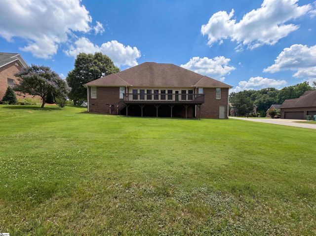 324 S Griffin Mill Court, Spartanburg, SC 29307