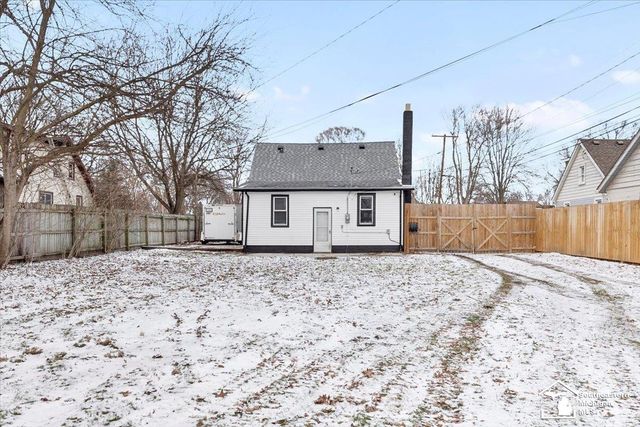 25255 Charles Street, Taylor, MI 48180