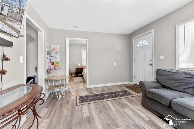 25255 Charles Street, Taylor, MI 48180