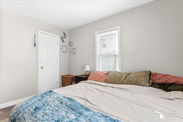 25255 Charles Street, Taylor, MI 48180