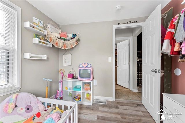 25255 Charles Street, Taylor, MI 48180