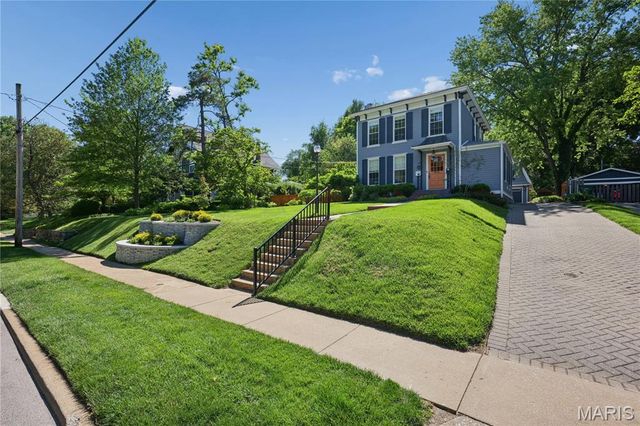 119 S Gore Avenue, St Louis, MO 63119
