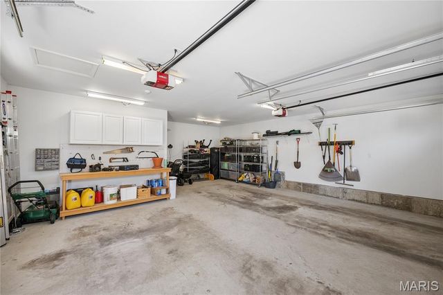 119 S Gore Avenue, St Louis, MO 63119