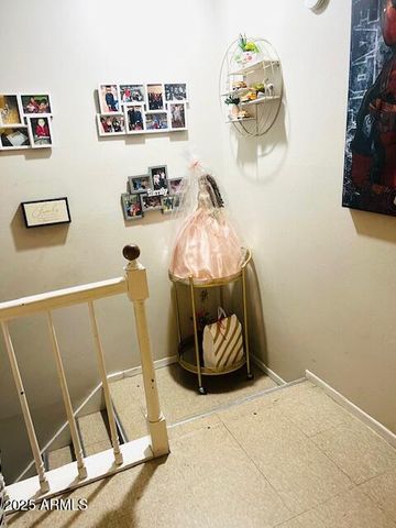 2377 W HAZELWOOD Street, Phoenix, AZ 85015