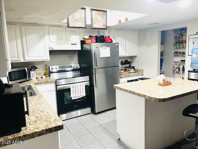 2377 W HAZELWOOD Street, Phoenix, AZ 85015