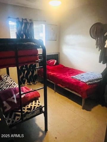 2377 W HAZELWOOD Street, Phoenix, AZ 85015