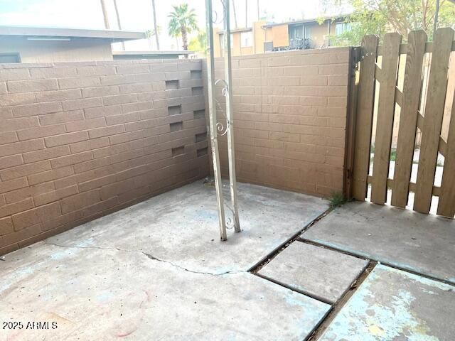 2377 W HAZELWOOD Street, Phoenix, AZ 85015