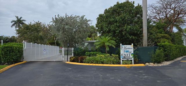 718 NE 12th Terrace 3, Boynton Beach, FL 33435
