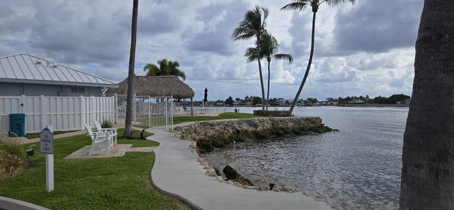 718 NE 12th Terrace 3, Boynton Beach, FL 33435