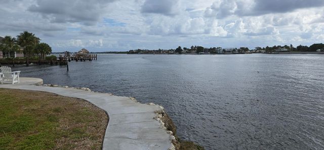718 NE 12th Terrace 3, Boynton Beach, FL 33435