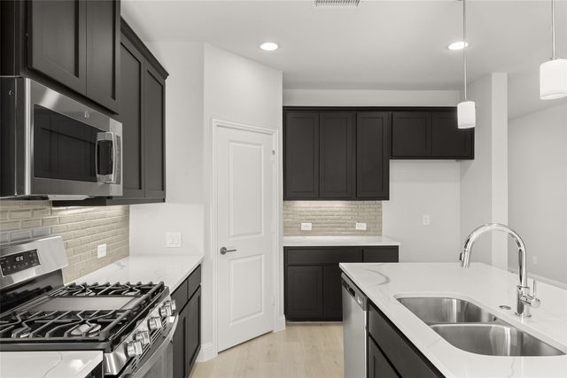 17141 Oxborough Drive, Fort Worth, TX 76247