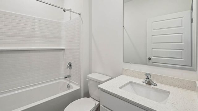 2417 Glacier Street, Pingree Grove, IL 60140