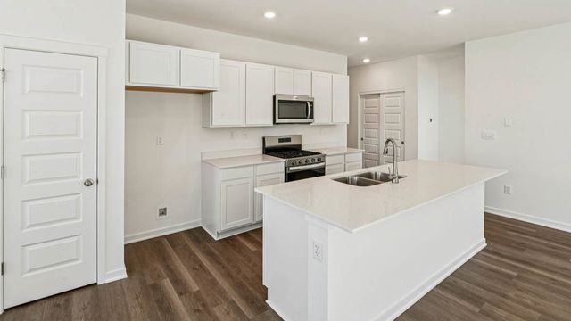 2417 Glacier Street, Pingree Grove, IL 60140