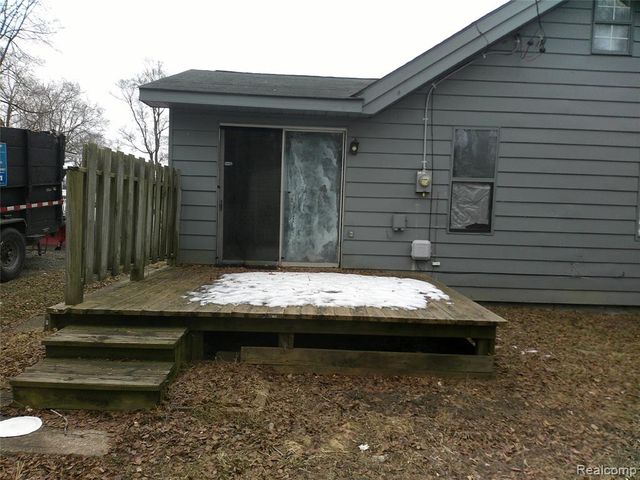 3213 Holly Avenue, Flint, MI 48506