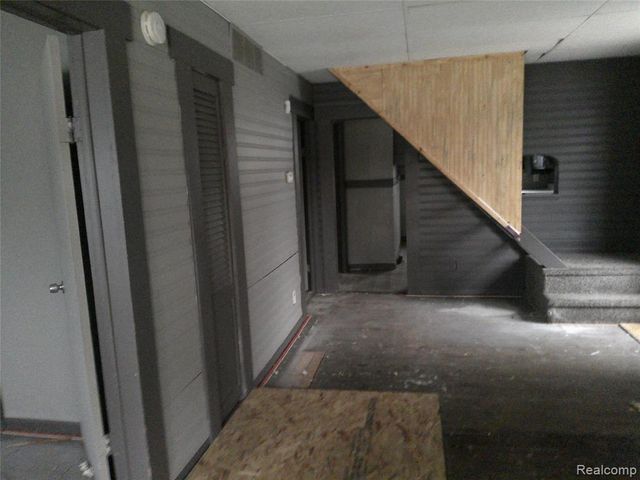 3213 Holly Avenue, Flint, MI 48506