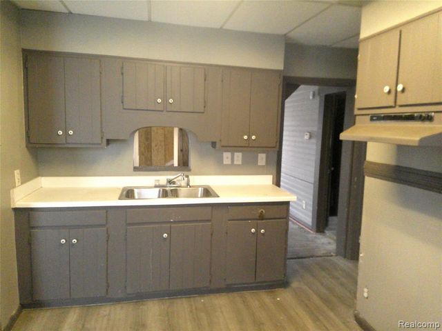 3213 Holly Avenue, Flint, MI 48506