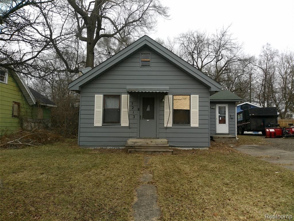 3213 Holly Avenue, Flint, MI 48506