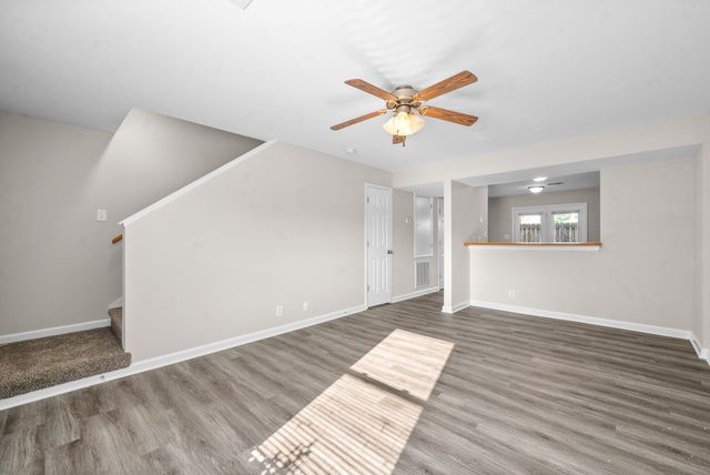 117 Coyote Ct Apt 4, Clarksville, TN 37043