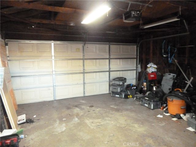 936 N Enid, Azusa, CA 91702