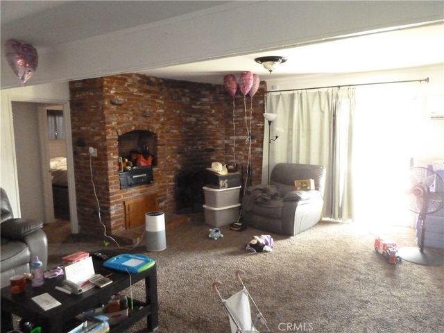 936 N Enid, Azusa, CA 91702
