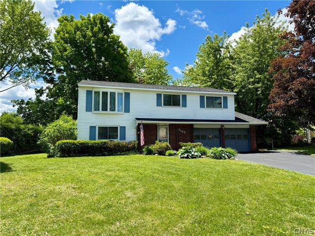 8135 Crimson Circle, Clay, NY 13041