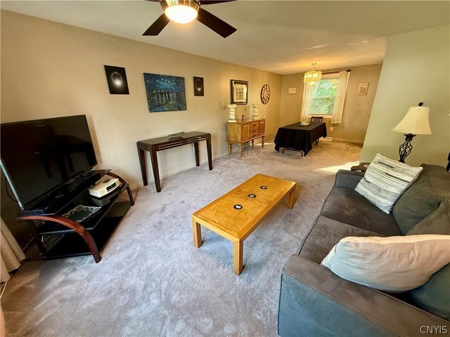 8135 Crimson Circle, Clay, NY 13041