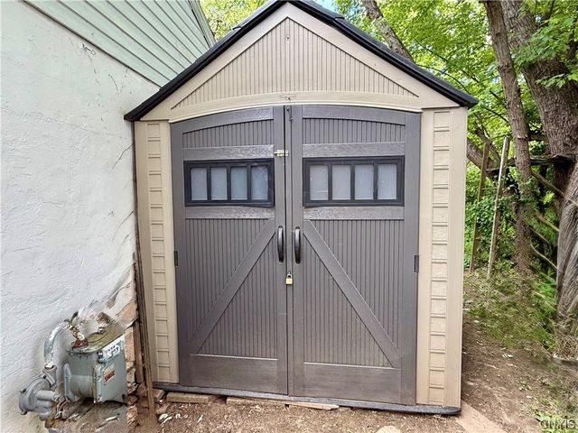 8135 Crimson Circle, Clay, NY 13041