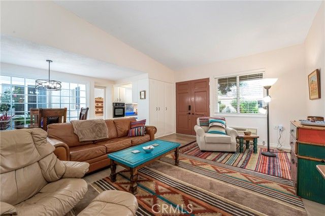 89 Calle Aragon B, Laguna Woods, CA 92637