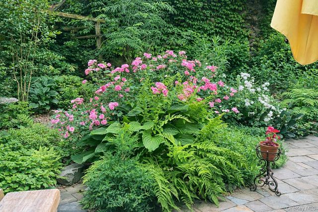 57 Gard Avenue, Bronxville, NY 10708