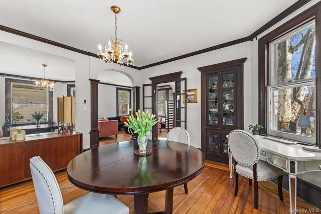 57 Gard Avenue, Bronxville, NY 10708