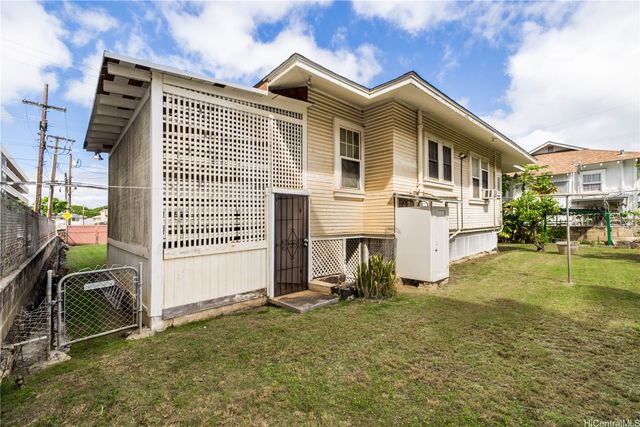 1645 Nuuanu Avenue, Honolulu, HI 96817