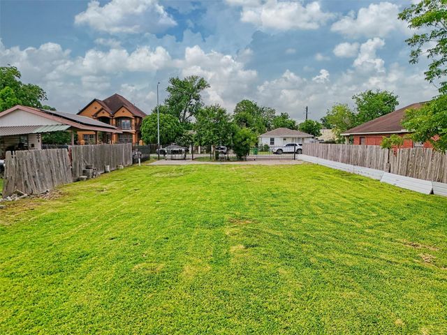 2819 Hitchcock Street, Houston, TX 77093