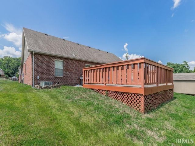 9141 Arbor Grove Court, Evansville, IN 47711