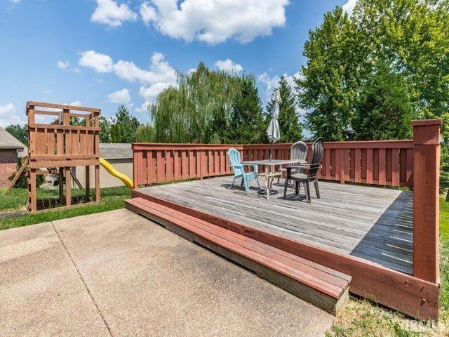 9141 Arbor Grove Court, Evansville, IN 47711