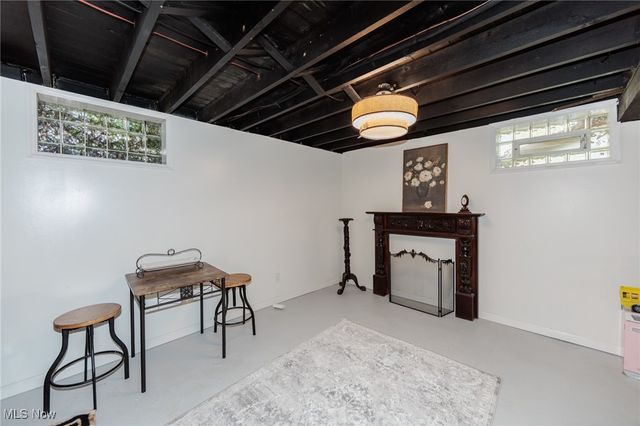 1817 Flint Avenue, Akron, OH 44305