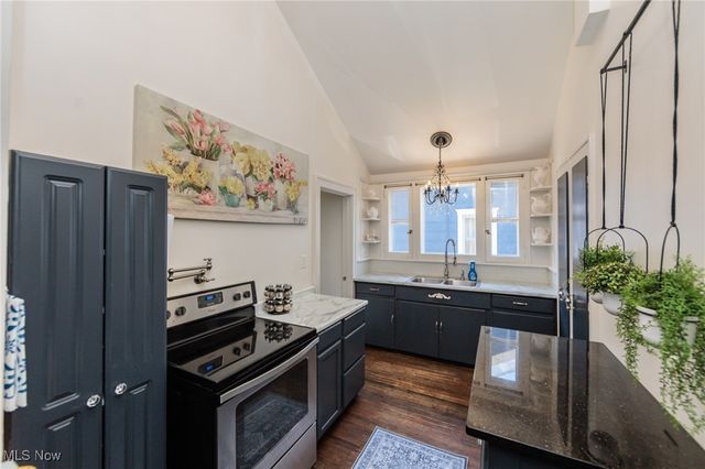 1817 Flint Avenue, Akron, OH 44305