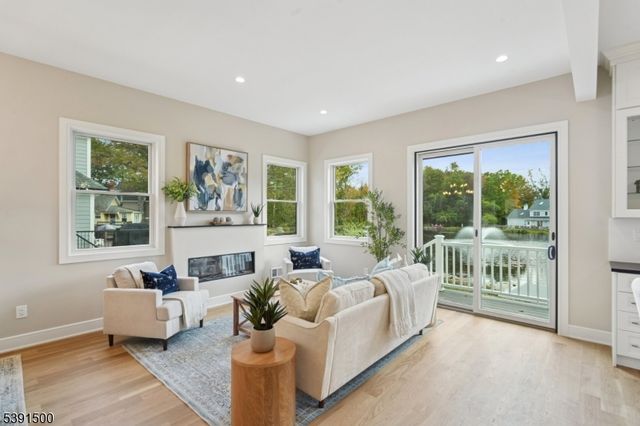 15 Lake Rd, Chatham Twp., NJ 07928