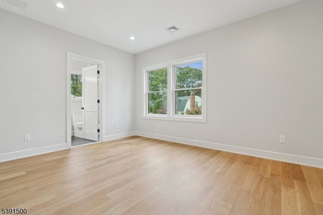 15 Lake Rd, Chatham Twp., NJ 07928