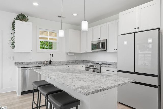 11 Milton Drive, Greenville, SC 29605