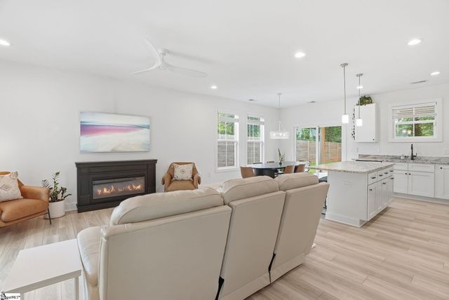 11 Milton Drive, Greenville, SC 29605