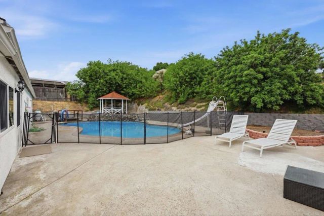 13104 Lakeview Granada Drive, Lakeside, CA 92040